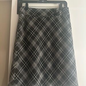 Ann Taylor Black and Gray Plaid A-Line Skirt